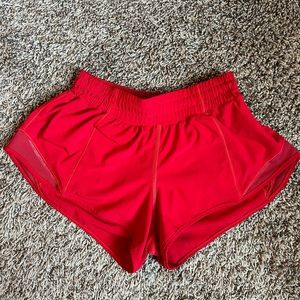 Hotty Hot Low-Rise Lined Short 2.5" size 4